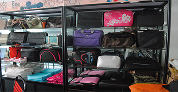 手袋箱包的防霉妙招！